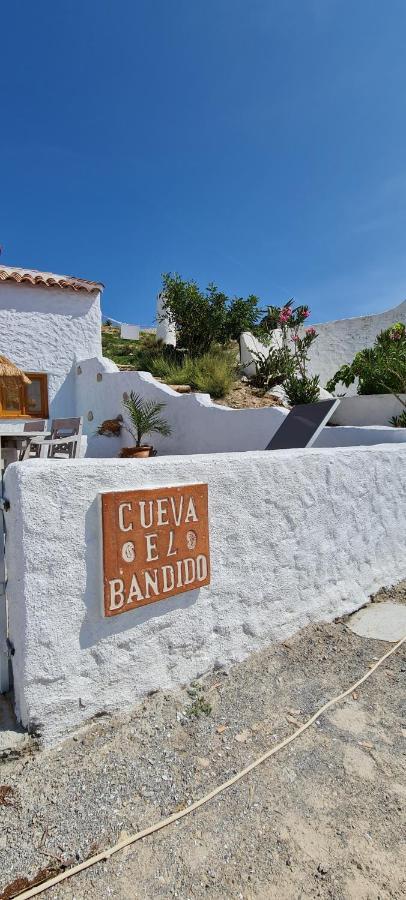 Cuevas Los Coloraos - El Bandido Villanueva de las Torres Екстер'єр фото